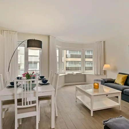 La Douce - Cozy With Side Sea-view At Only 50 Meters From Beach